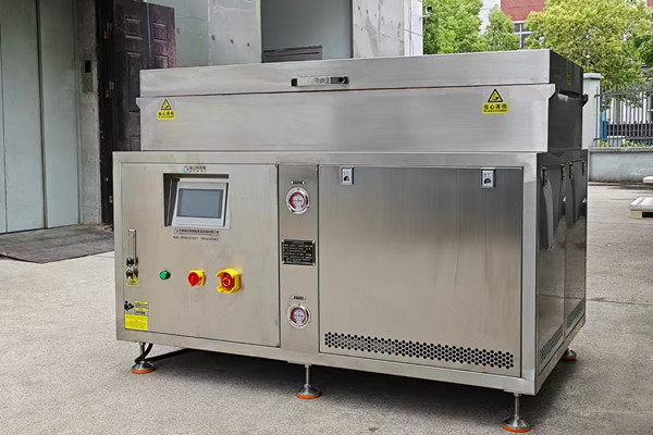 新芝阿弗斯-152℃超低溫淬火冷凍箱，極致低溫技術(shù)開啟工業(yè)冷凍新時代